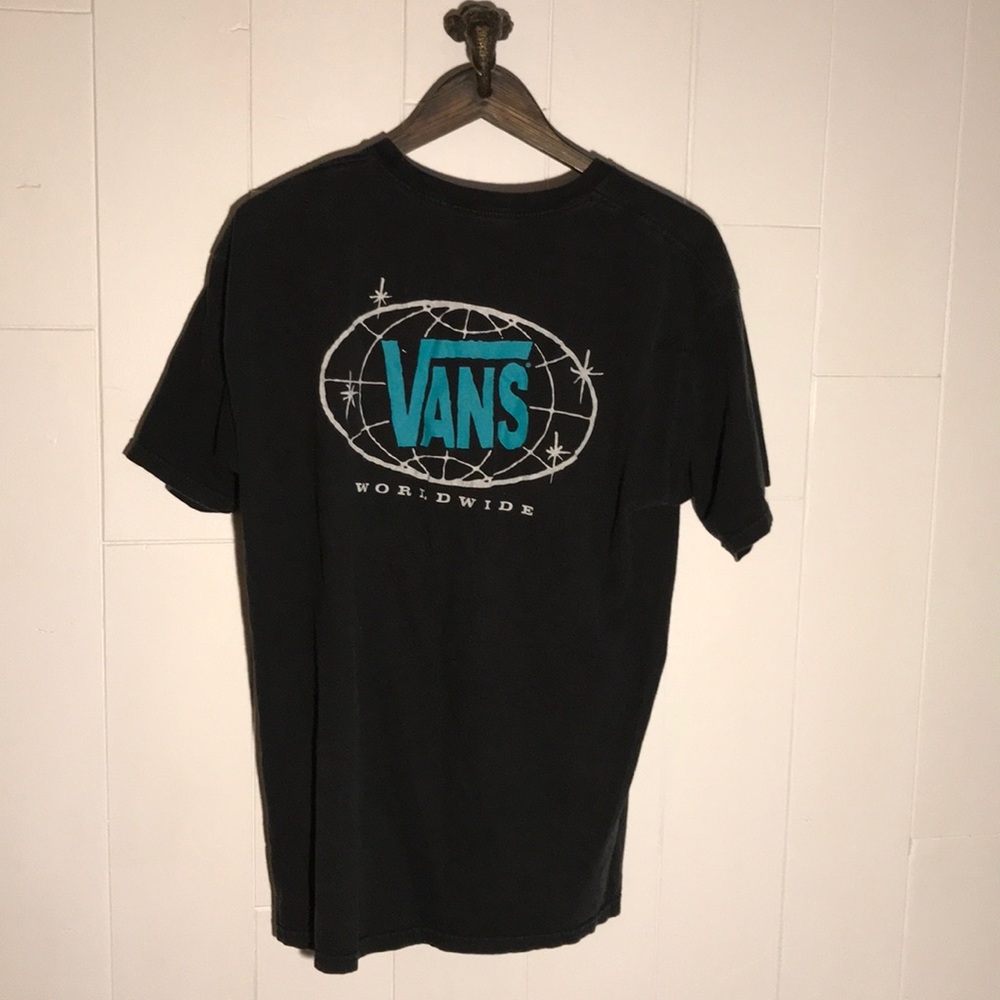 (12) Vans classic logo tee